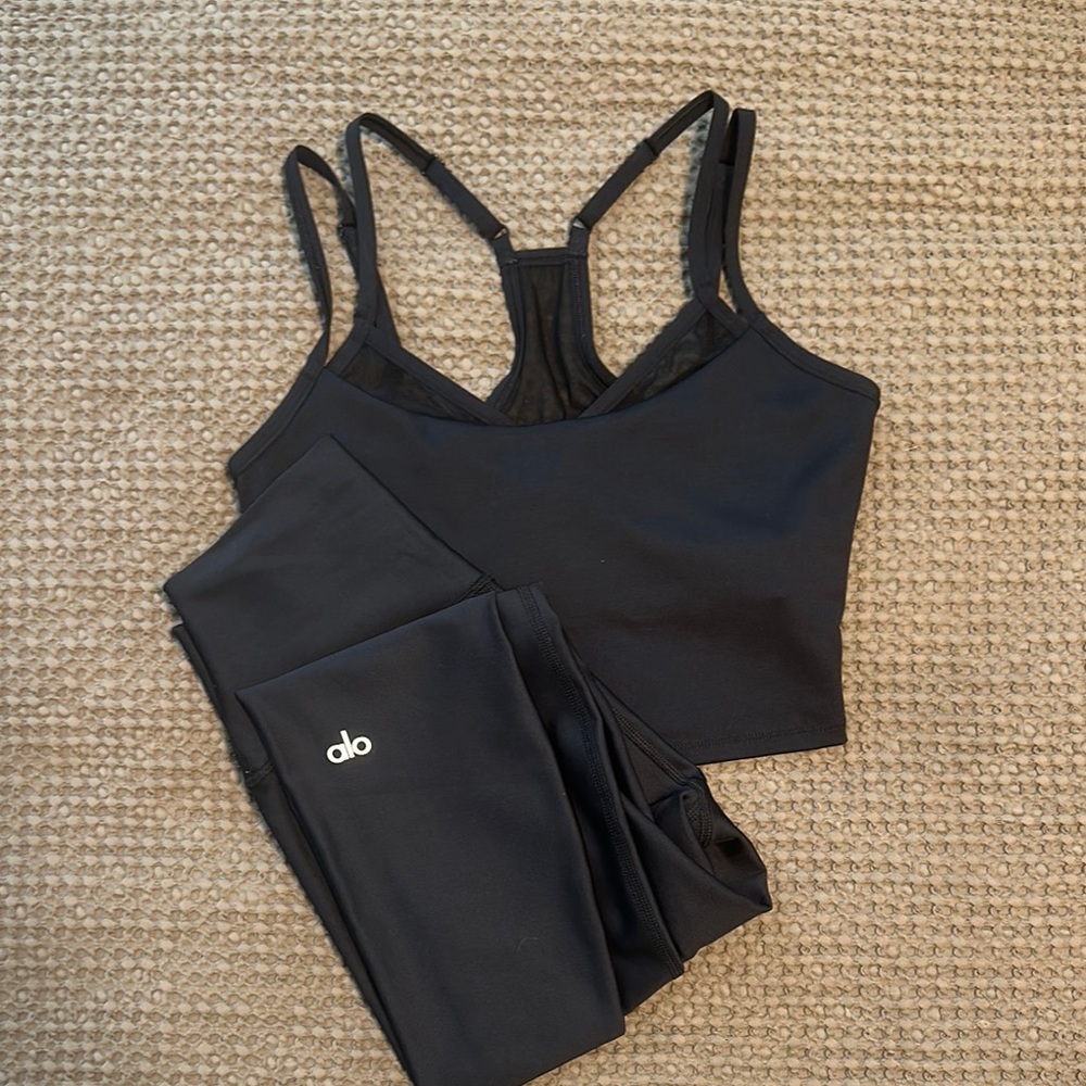 ALO Yoga Black Strappy Bra and Leggings Set